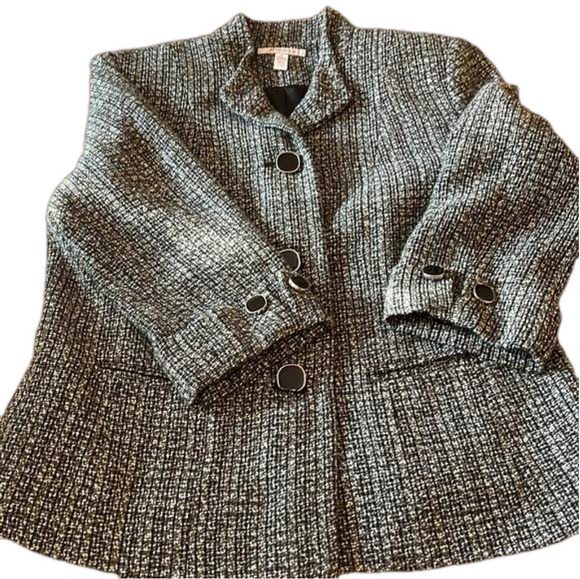 JM Collection sz 8 vintage 4 buttoned lined jacket with pockets and cuffs. - Picture 7 of 11